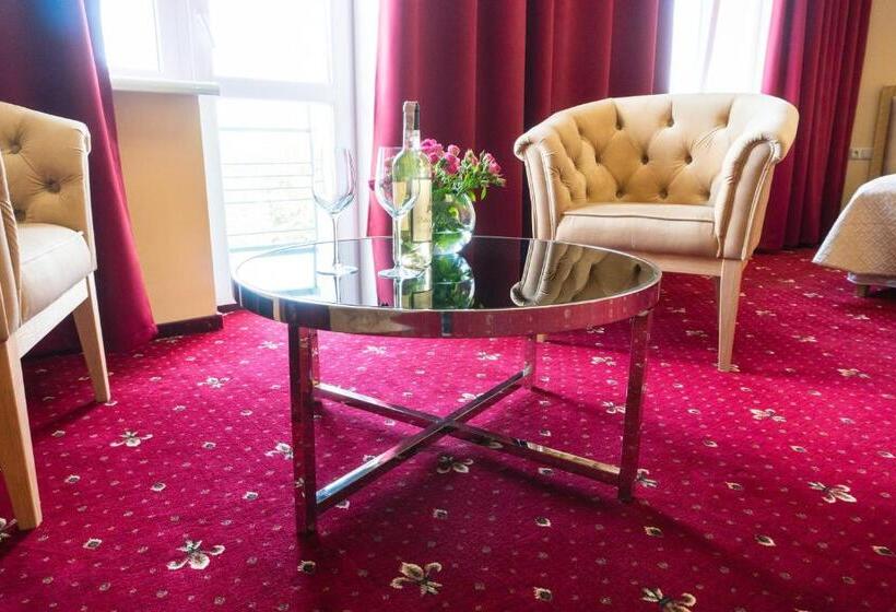 سوییت جونیور, Ternopil