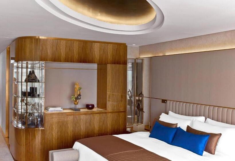 Superior Room with Balcony, The St. Regis Istanbul