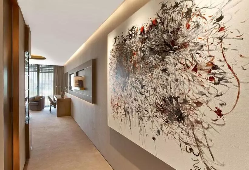 バルコニー付きスーペリアルーム, The St. Regis Istanbul