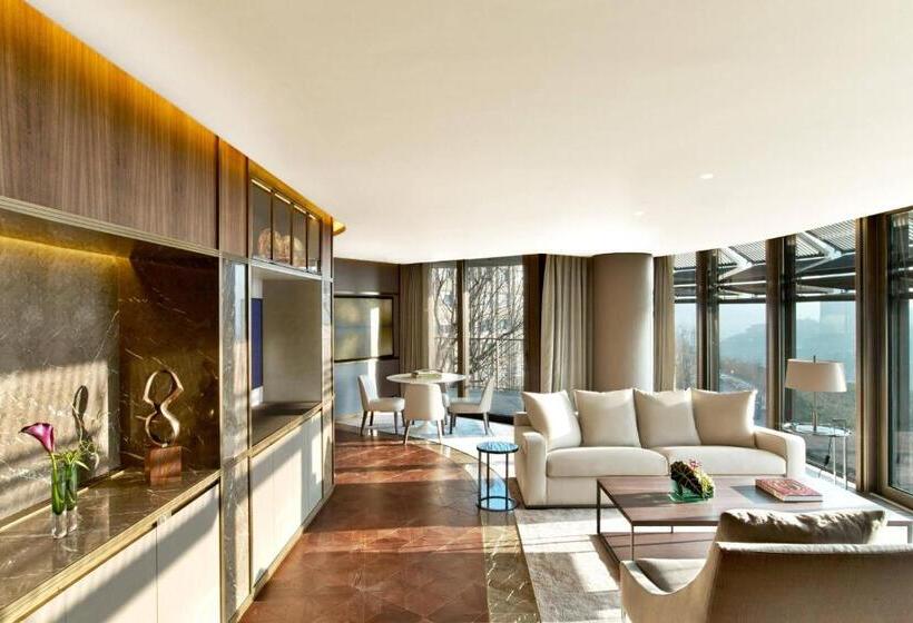 Suite, The St. Regis Istanbul