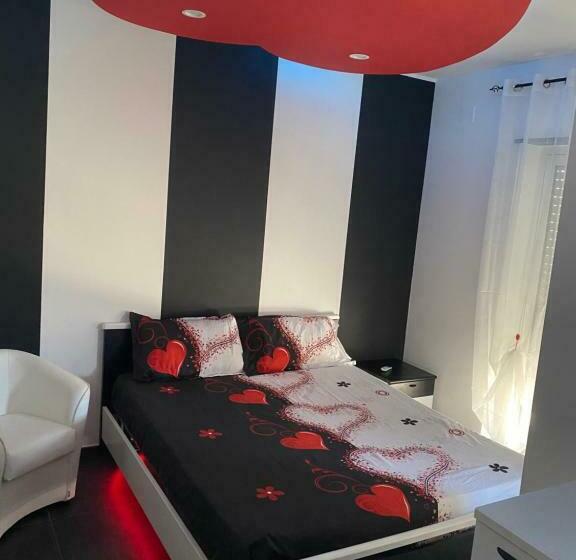 חדר סטנדרט, Iris