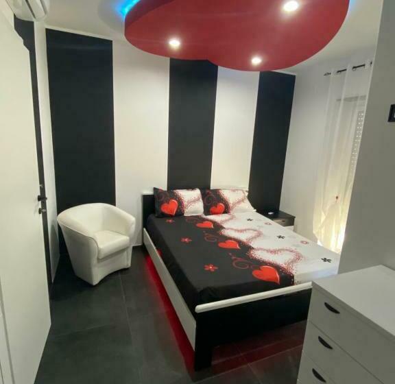 חדר סטנדרט, Iris