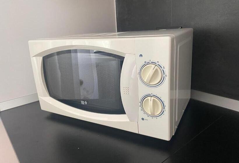 חדר סטנדרט, Iris