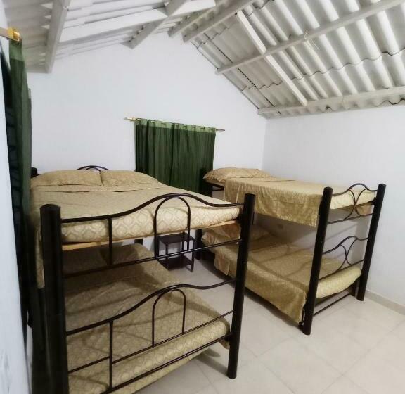 חדר משפחתי, Campestre Las Marias  El Colegio