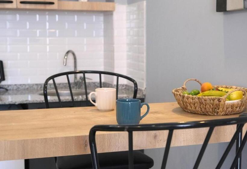 اتاق استاندارد با بالکن, Likya 202