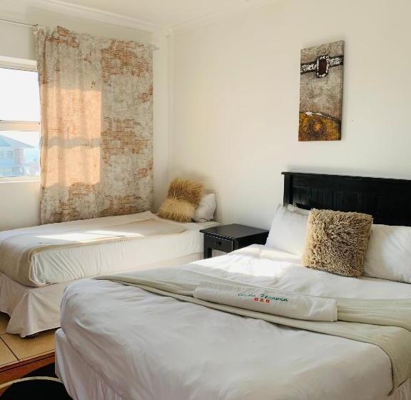 اتاق خانوادگی, Beach View B&b