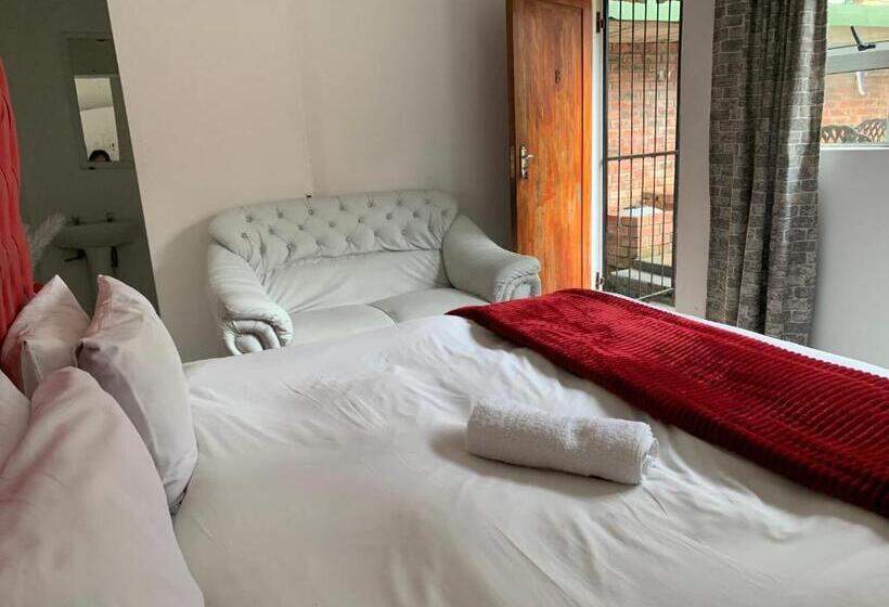 اتاق استاندارد با تخت بزرگ, Beach View B&b