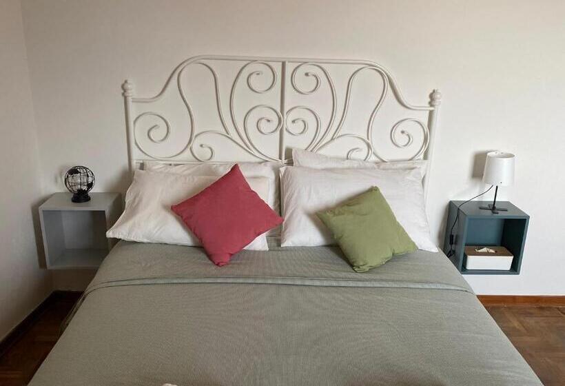 اتاق اکونومی, Il B&b Dei Viaggiatori