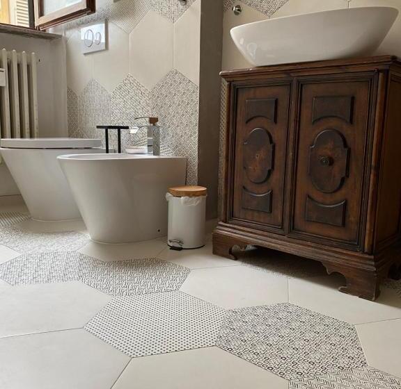 اتاق اکونومی, Il B&b Dei Viaggiatori