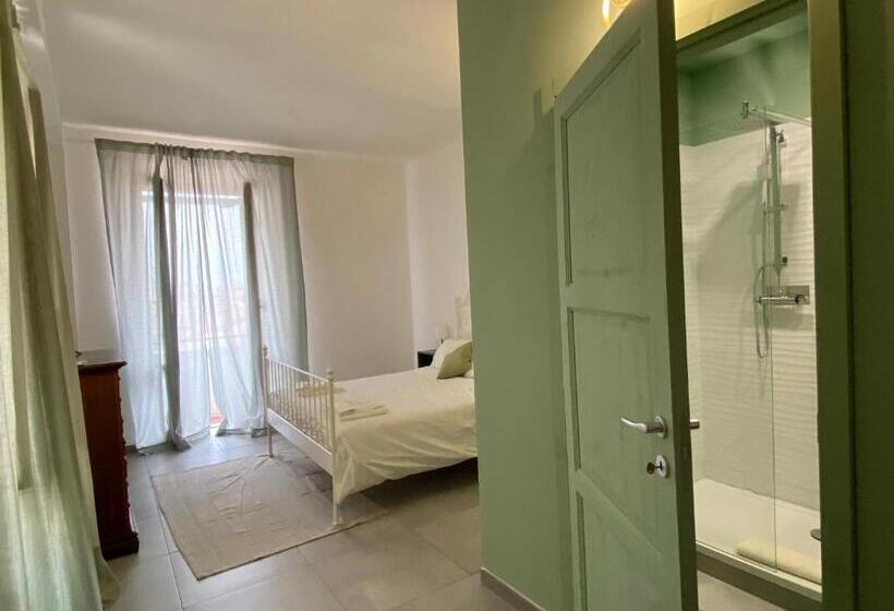 اتاق اکونومی, Il B&b Dei Viaggiatori