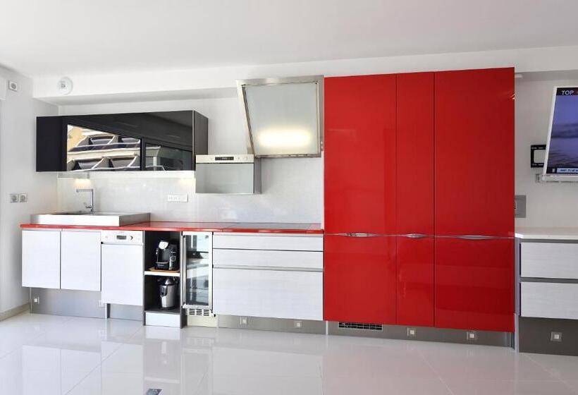 スーペリアースイート, Le Nautilia Résidence De Luxe Réservée Aux Couples