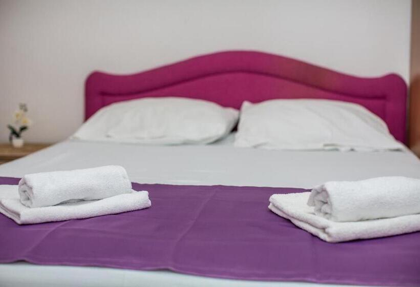 آپارتمان 1 خوابه با تراس, Apartments Jelena Ulcinj
