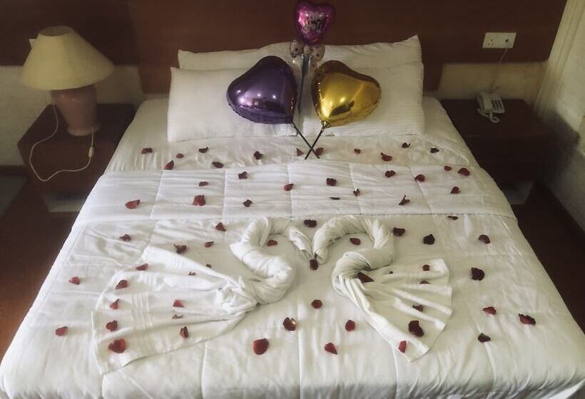 Номер Deluxe Вид на Сад, Luxor Empire