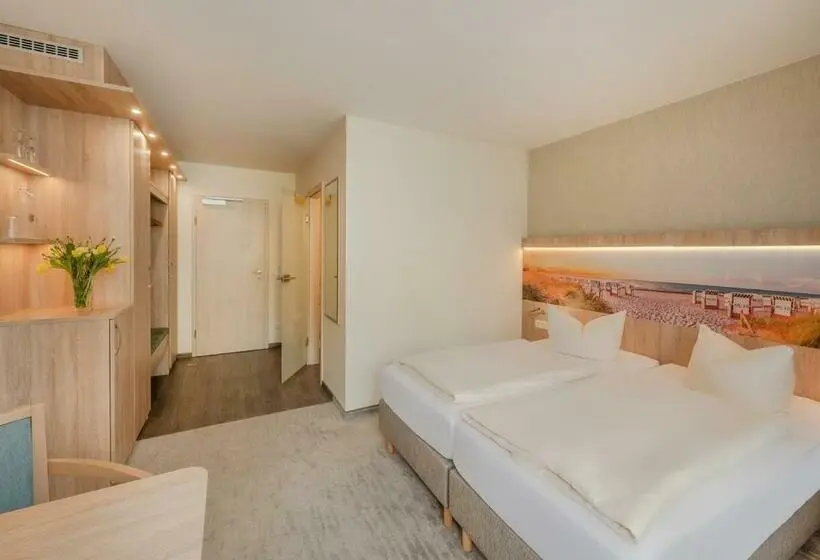 Comfort room with balcony, Haus Schwalbe Mit Vineta Komfort Häusern
