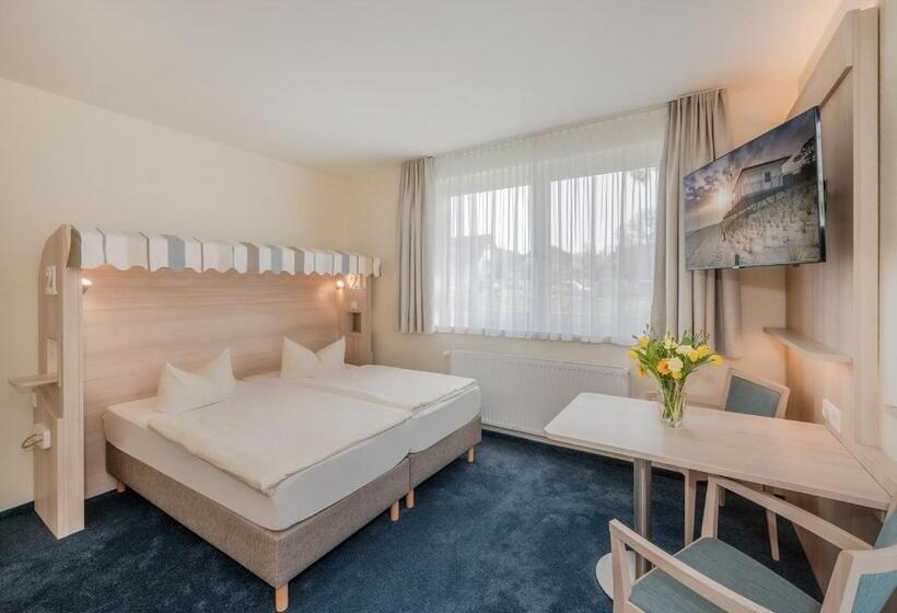 Comfort room with balcony, Haus Schwalbe Mit Vineta Komfort Häusern