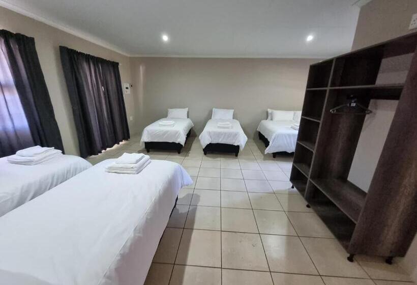 패밀리 스위트, Pro Plants Accommodation