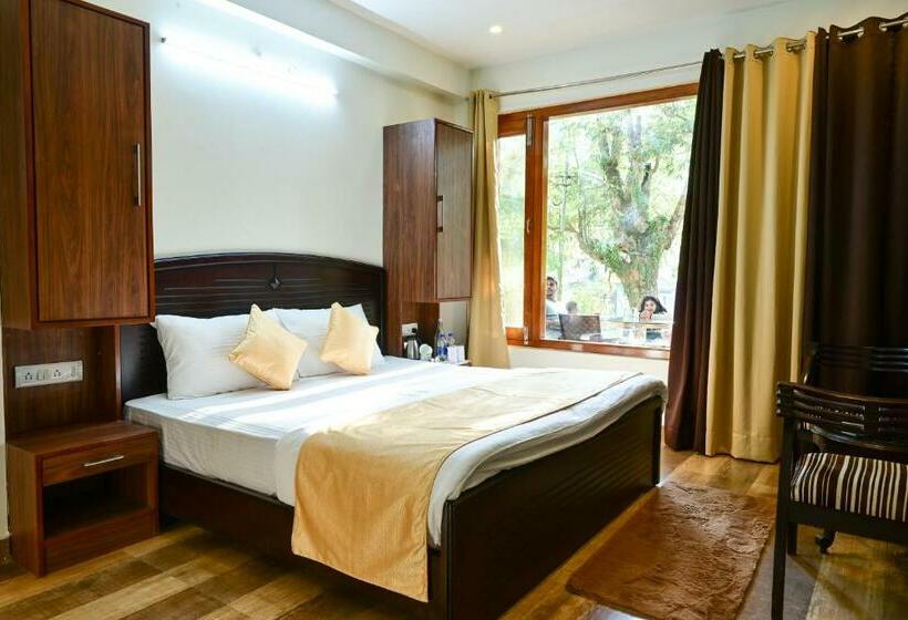 デラックスルーム, The Fern Villas Nainital By Beyond Stay
