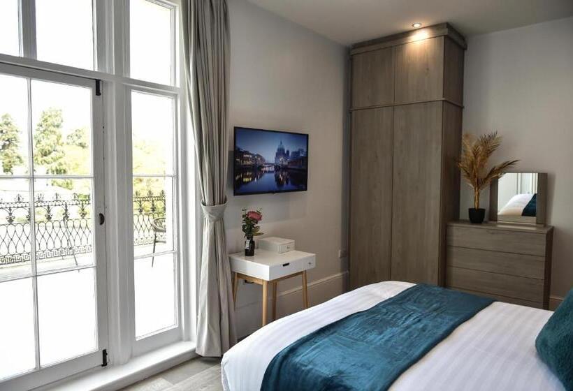 带1个卧室的带阳台的公寓, Victoria Colonnade Apart