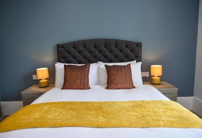 带1个卧室的带阳台的公寓, Victoria Colonnade Apart