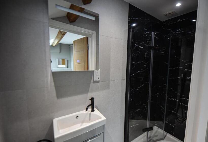 带1个卧室的顶楼公寓, Victoria Colonnade Apart