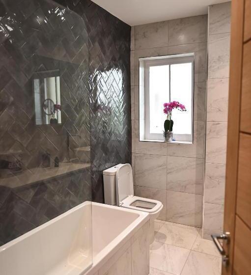 带1个卧室的豪华公寓, Victoria Colonnade Apart