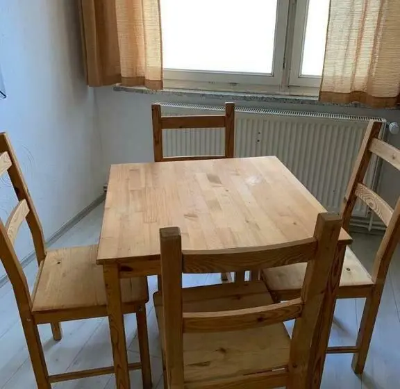 スタンダード4人部屋, Tauchbasis Stechlin