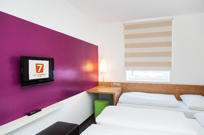 חדר סטנדרט לשלושה, B&b Hotel Salzburg Süd