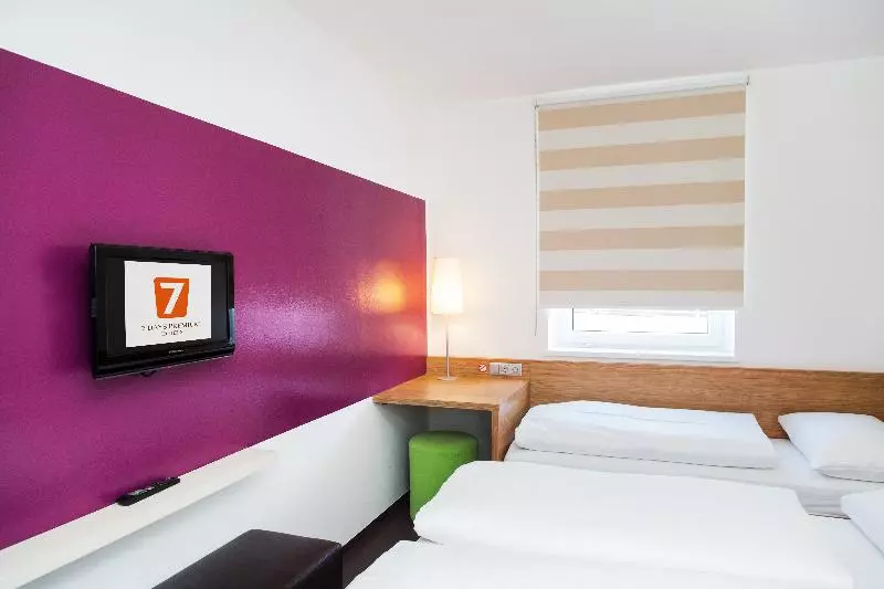 スタンダードトリプルルーム, B&b Hotel Salzburg Süd