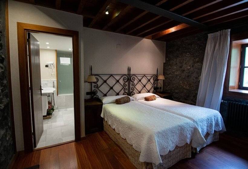 수피리어 룸, Antsotegi