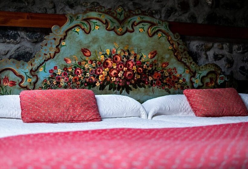 스탠다드 룸, Antsotegi