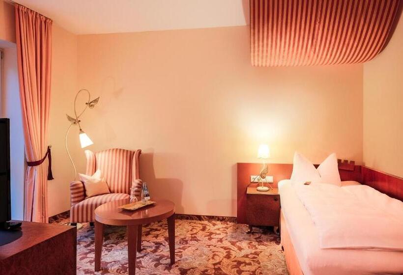 חדר סטנדרט יחיד, Burgblick