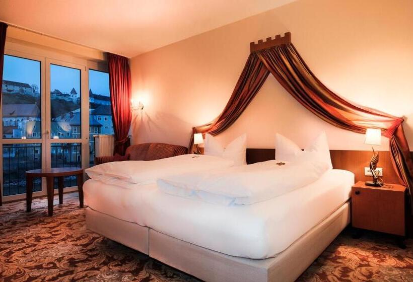 חדר סטנדרט יחיד עם נוף, Burgblick