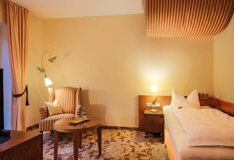 חדר סטנדרט יחיד עם נוף, Burgblick