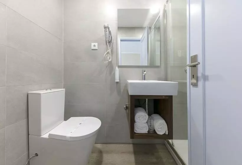 اتاق استاندارد سه نفره, D' El Rei B&b