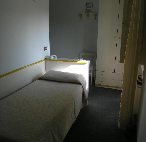 标准单人间, Elba