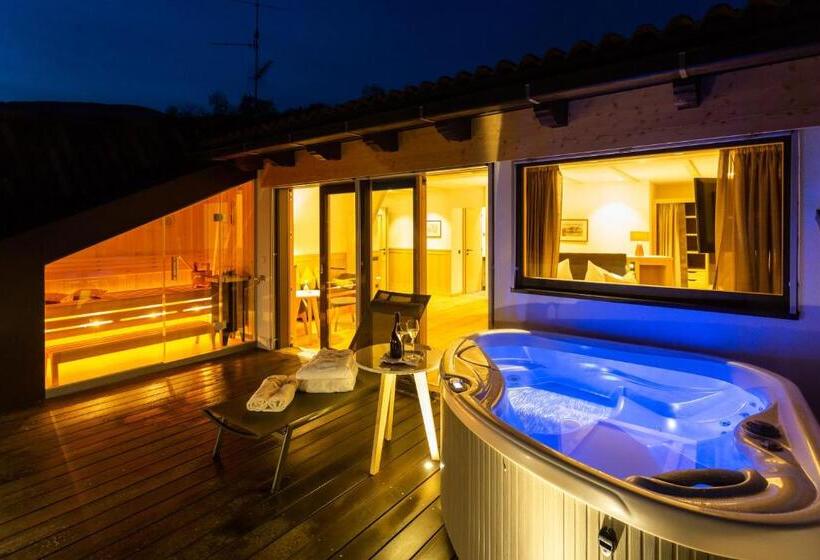 סוויטה עם טרסה נוף להרים, Granpanorama Hotel Stephanshof