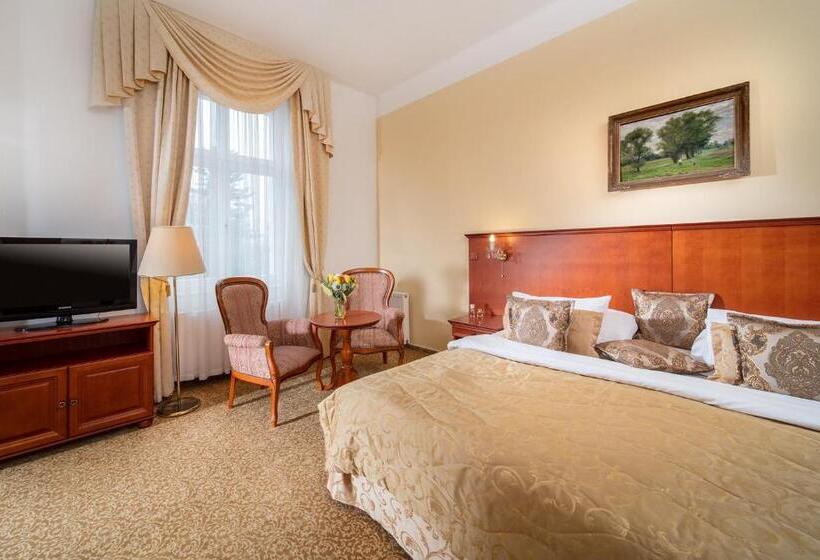 اتاق راحتی, Imperial Spa & Kur