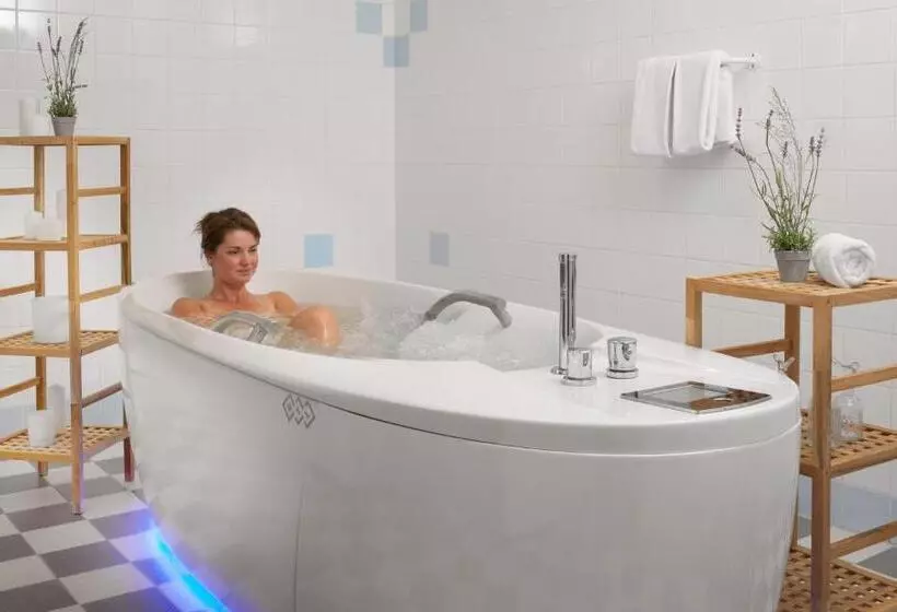 اتاق استاندارد, Imperial Spa & Kur