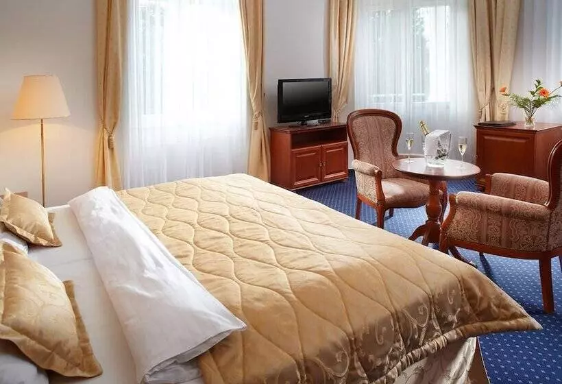 اتاق سوپریور, Imperial Spa & Kur