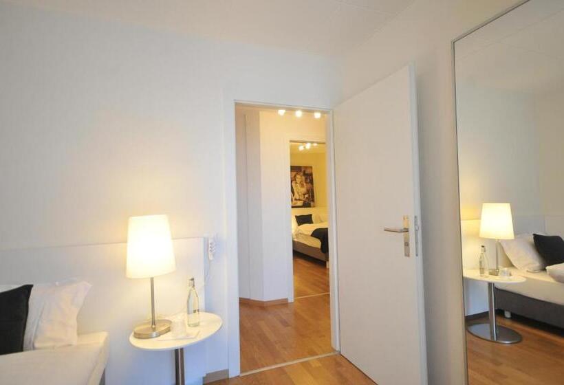 침실 3개 아파트, La Rouvenaz