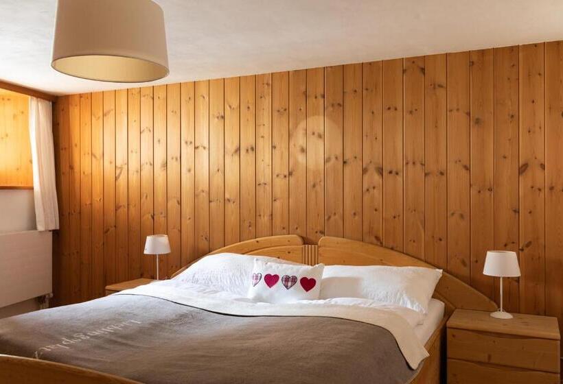 غرفة أساسية, Meisser Romantica Adults Only