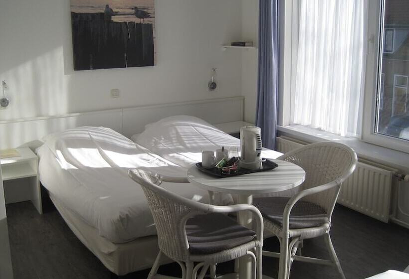 Quarto Estandar com Sacada, Restaurant Anno Nu