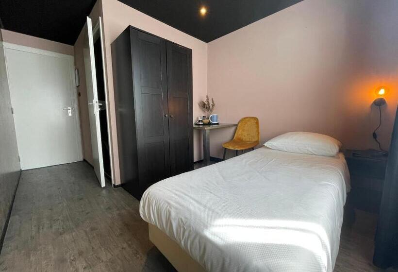 Quarto Estandar Individual, Restaurant Anno Nu