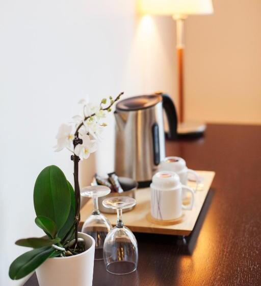 수피리어 스위트, Skansen