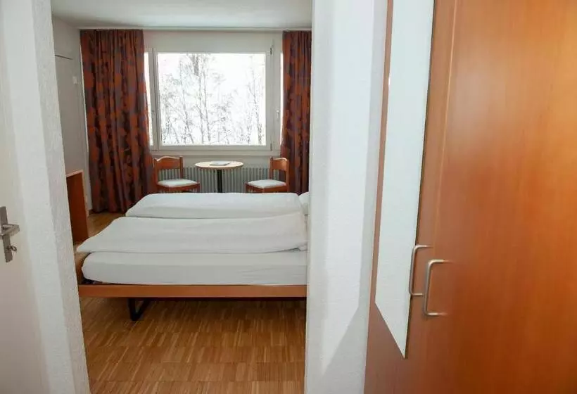 Habitación Estándar, Sporting