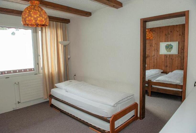 غرفة عائلية, Sporting