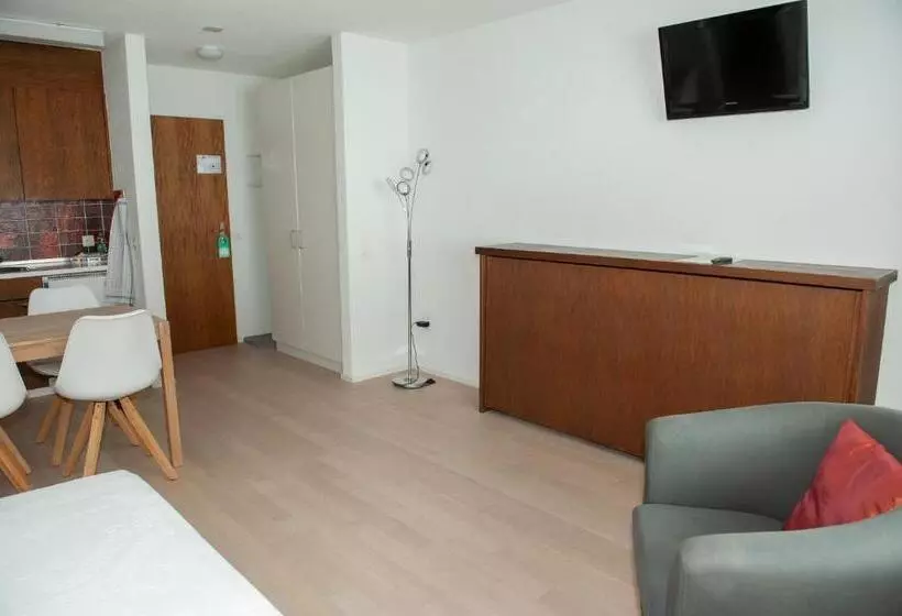 Habitación Familiar Superior, Sporting