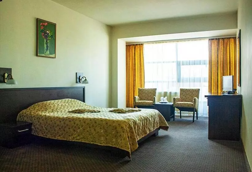 Standard Room, Yaky Center