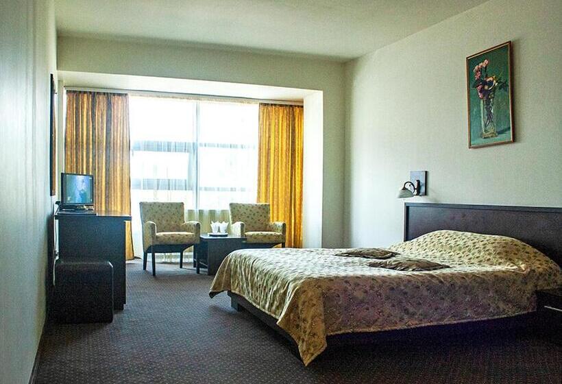 Standard Room, Yaky Center