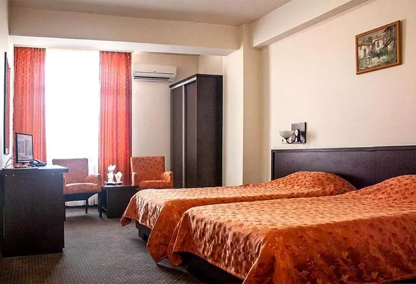 Standard Room, Yaky Center